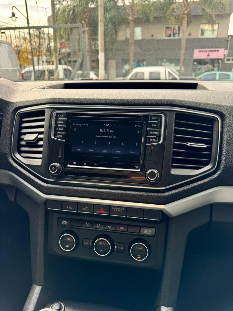 Volkswagen Amarok Highline — foto 15